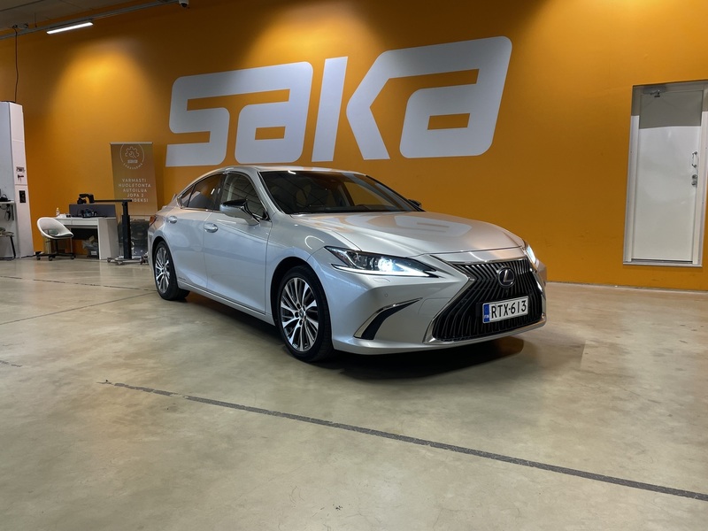 Lexus ES vaihtoauto