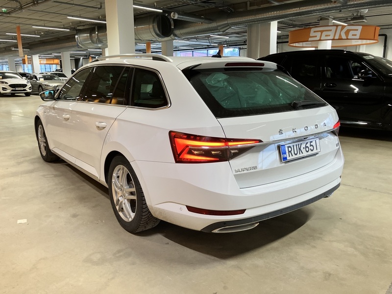 Skoda Superb vaihtoauto