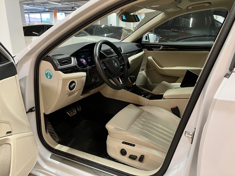 Skoda Superb vaihtoauto