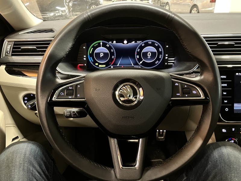 Skoda Superb vaihtoauto