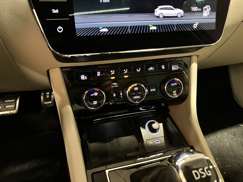 Skoda Superb vaihtoauto