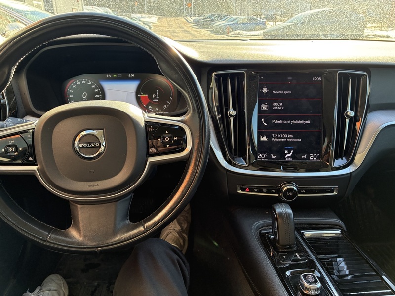 Volvo V60 vaihtoauto