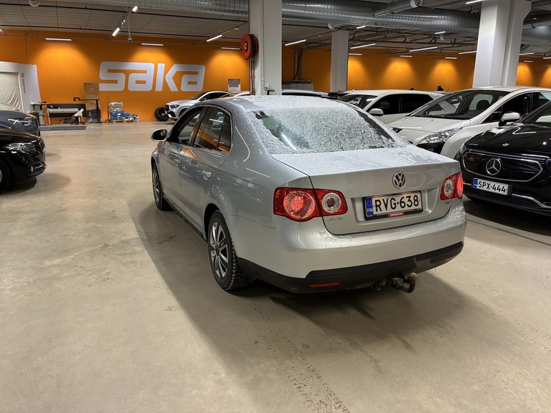 Volkswagen Jetta vaihtoauto