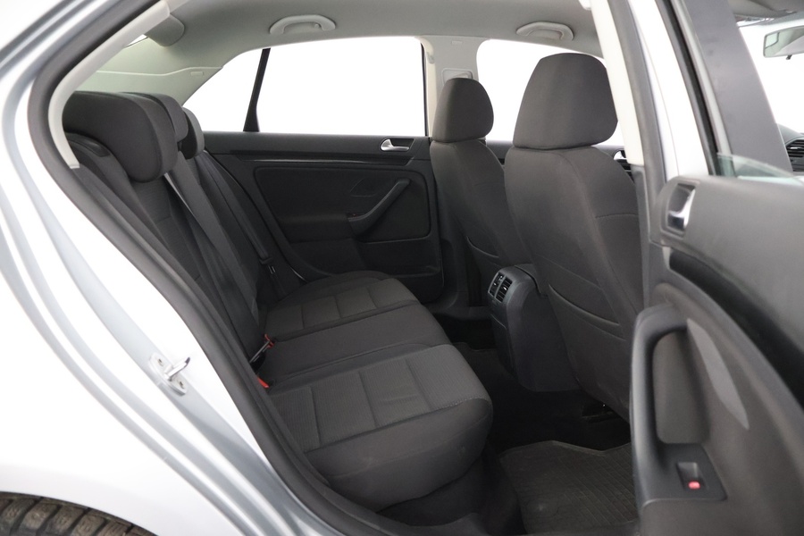 Volkswagen Jetta vaihtoauto