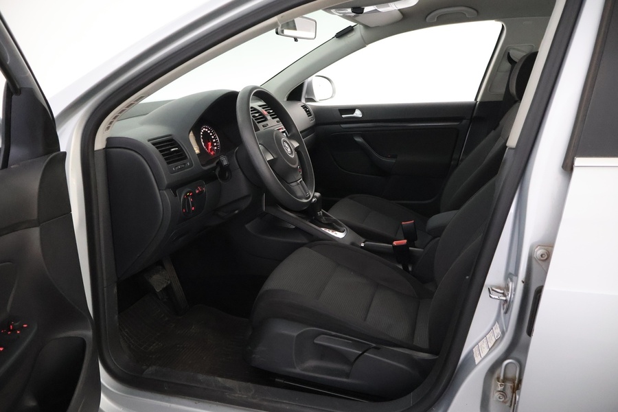 Volkswagen Jetta vaihtoauto