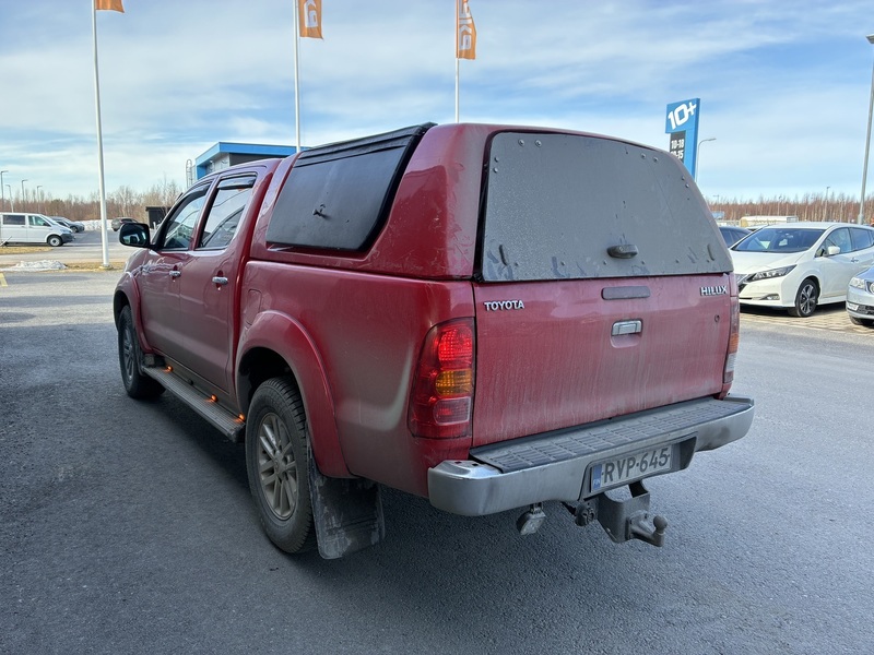 Toyota Hilux vaihtoauto