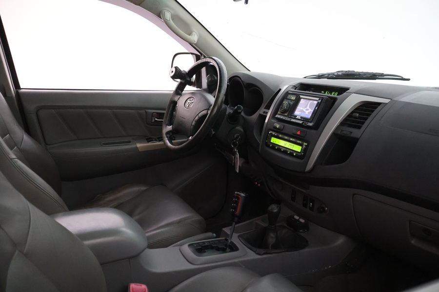 Toyota Hilux vaihtoauto