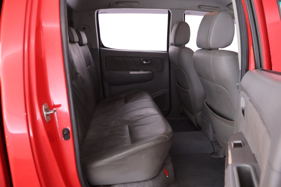 Toyota Hilux vaihtoauto