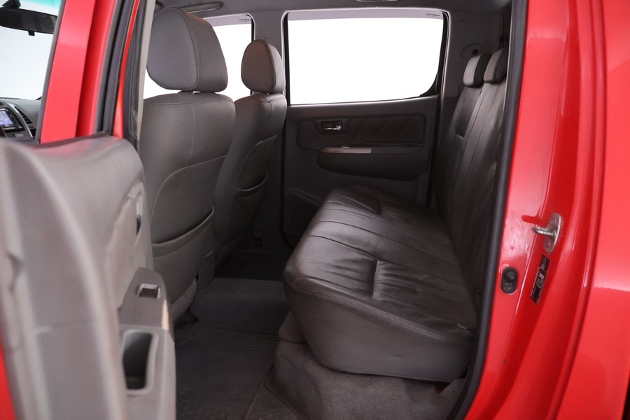 Toyota Hilux vaihtoauto