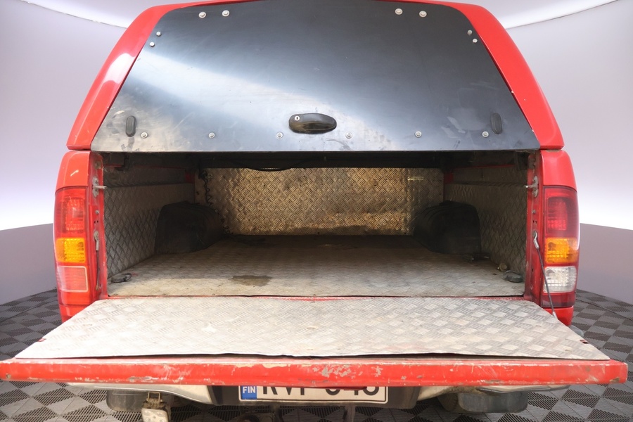 Toyota Hilux vaihtoauto