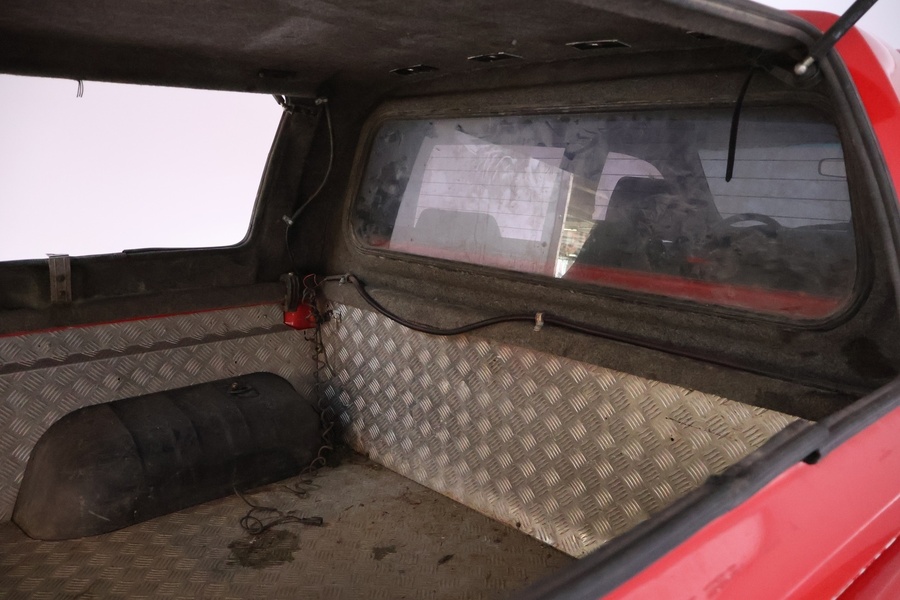 Toyota Hilux vaihtoauto
