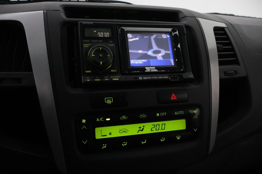 Toyota Hilux vaihtoauto