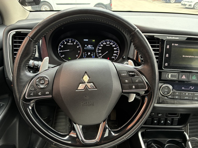 Mitsubishi Outlander vaihtoauto