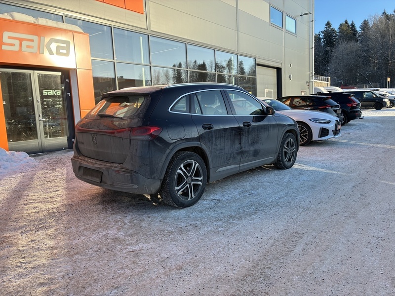 Mercedes-Benz EQA vaihtoauto