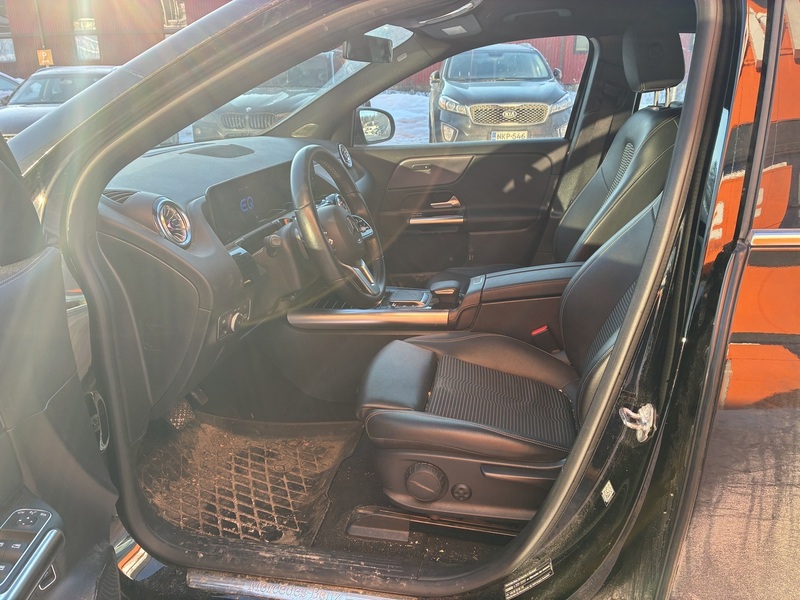 Mercedes-Benz EQA vaihtoauto