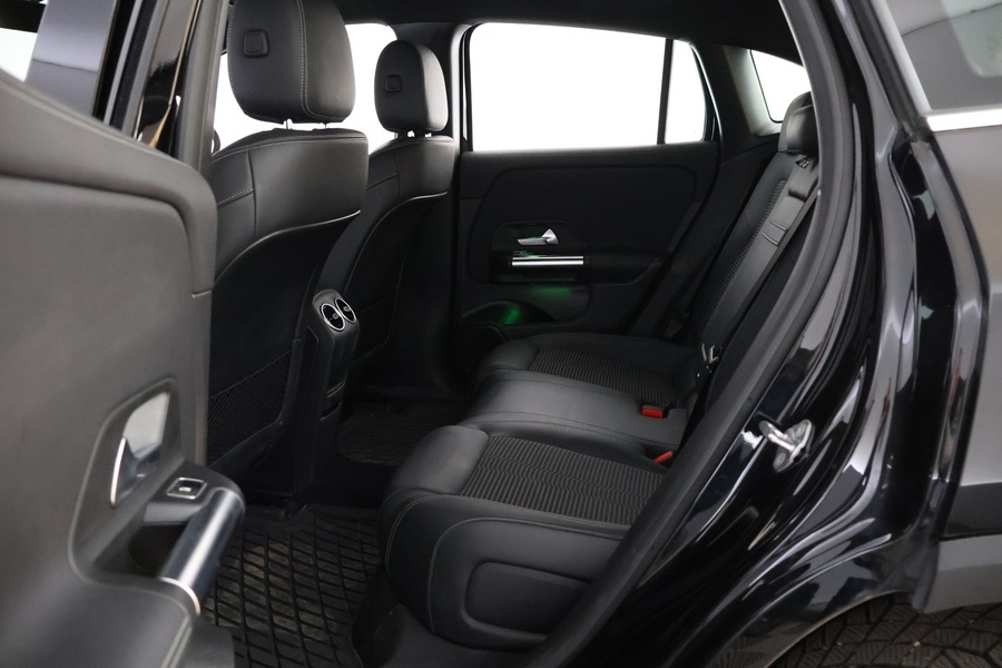 Mercedes-Benz EQA vaihtoauto