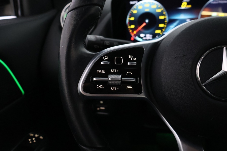 Mercedes-Benz EQA vaihtoauto