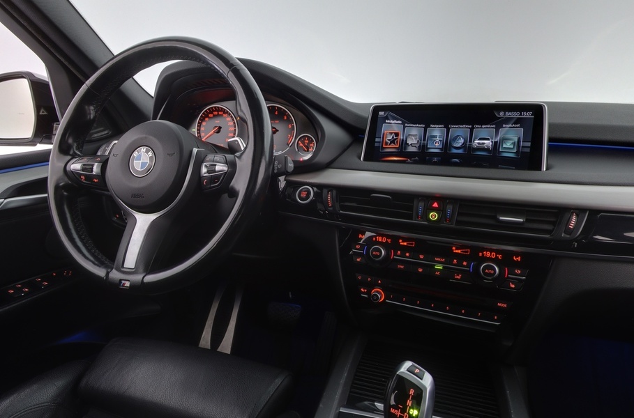 BMW X5 vaihtoauto