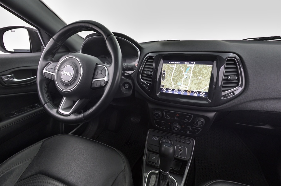 Jeep Compass vaihtoauto