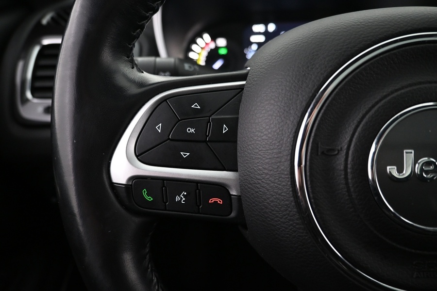 Jeep Compass vaihtoauto