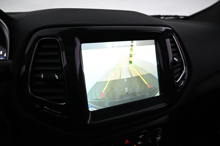 Jeep Compass vaihtoauto