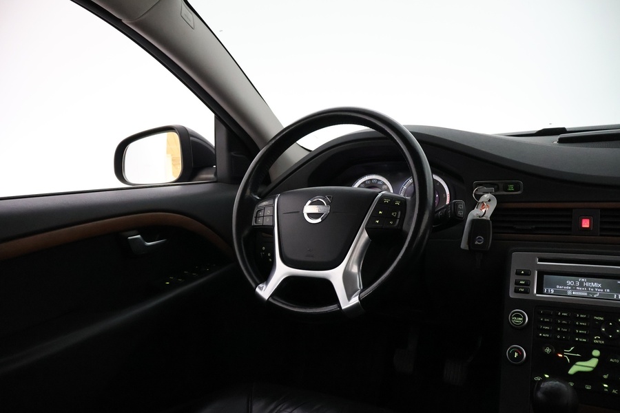 Volvo V70 vaihtoauto