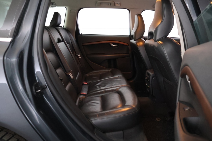 Volvo V70 vaihtoauto