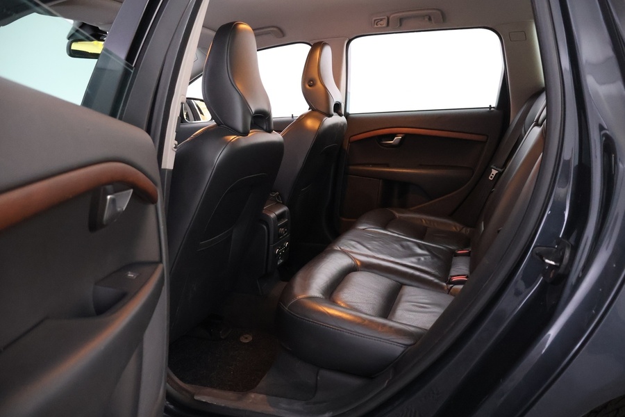 Volvo V70 vaihtoauto