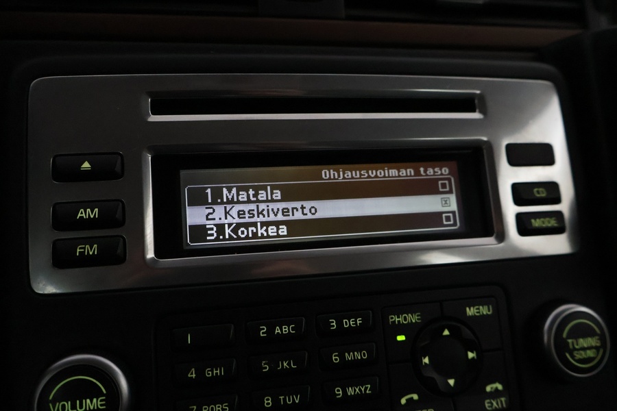 Volvo V70 vaihtoauto