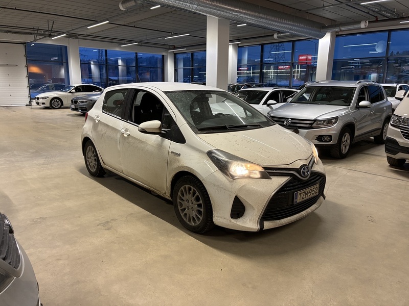 Toyota Yaris vaihtoauto