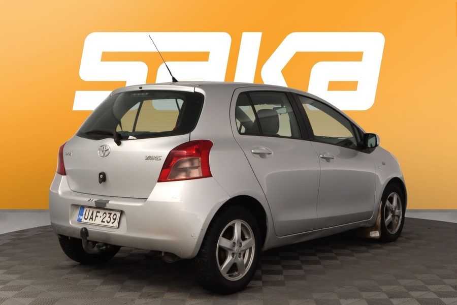 Toyota Yaris vaihtoauto