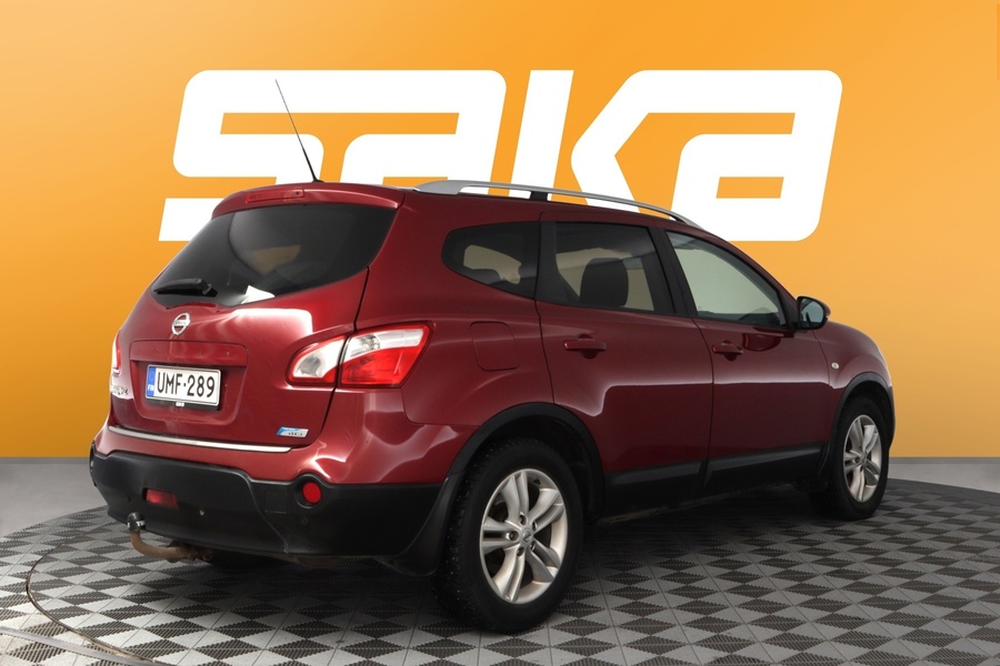 Nissan Qashqai+2 vaihtoauto