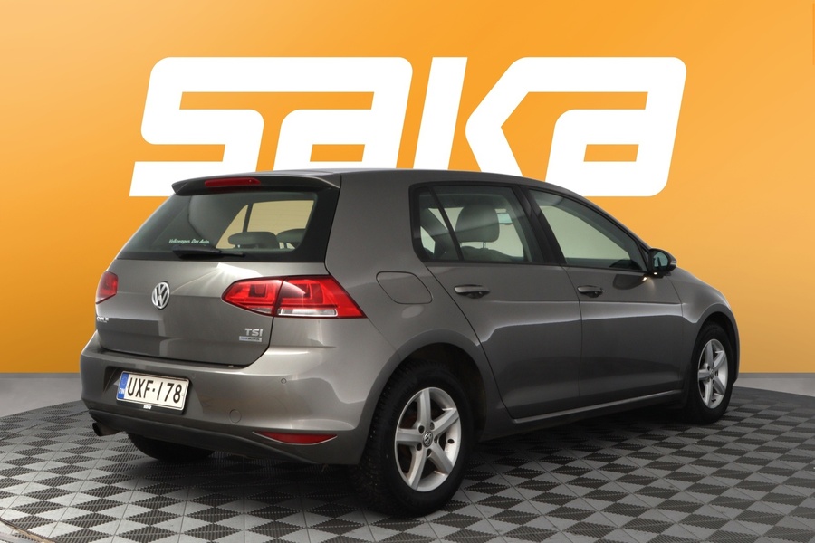 Volkswagen Golf vaihtoauto