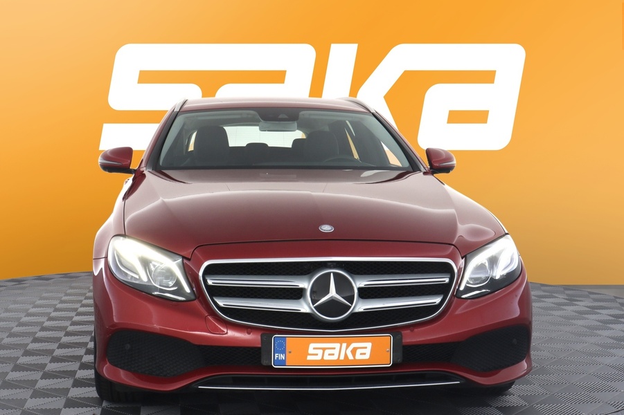 Mercedes-Benz E vaihtoauto