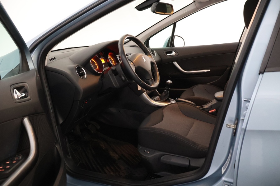 Peugeot 308 vaihtoauto