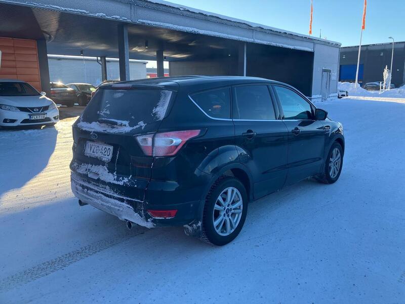 Ford Kuga vaihtoauto