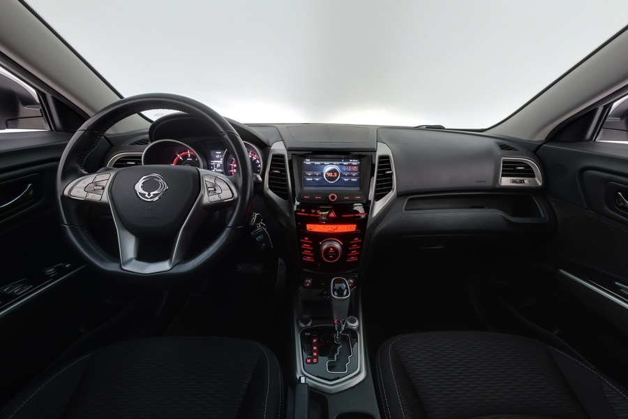 SsangYong Tivoli vaihtoauto