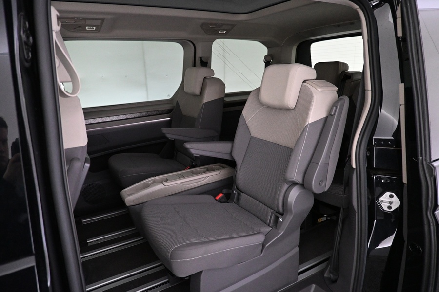 Volkswagen Multivan vaihtoauto