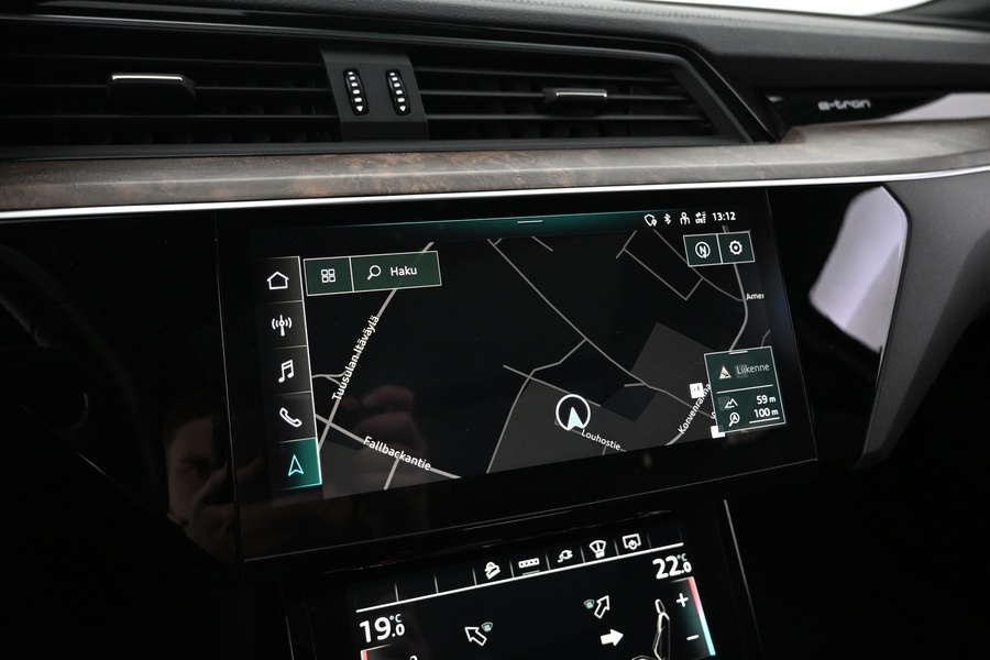 Audi e-tron vaihtoauto