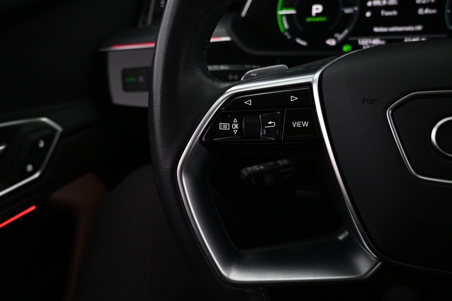 Audi Q8 e-tron vaihtoauto