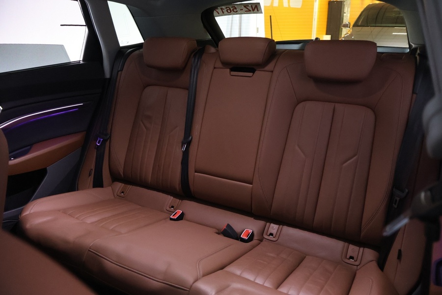 Audi Q8 e-tron vaihtoauto