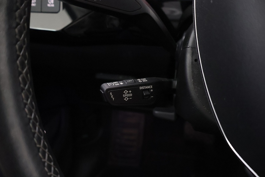 Audi Q8 e-tron vaihtoauto