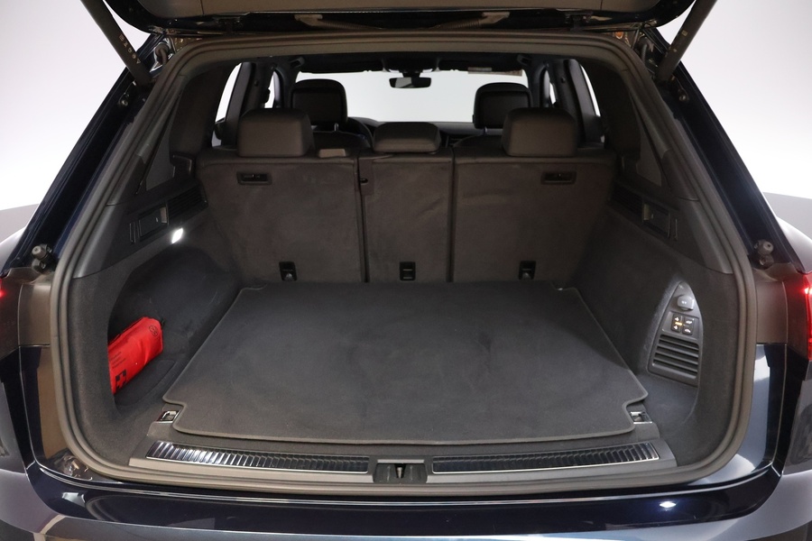 Volkswagen Touareg vaihtoauto