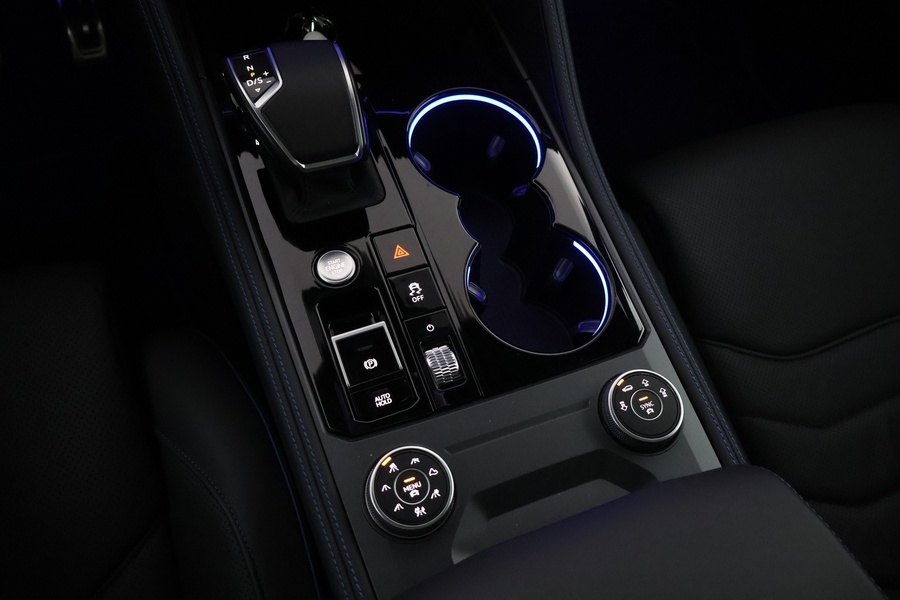 Volkswagen Touareg vaihtoauto