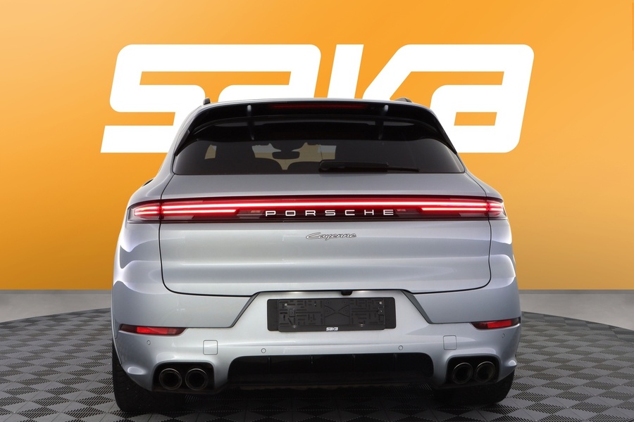 Porsche Cayenne vaihtoauto