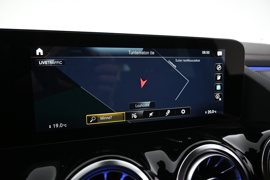 Mercedes-Benz EQA vaihtoauto