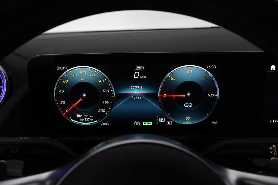 Mercedes-Benz EQA vaihtoauto