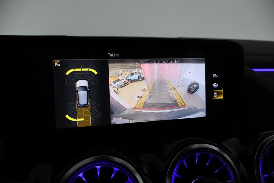 Mercedes-Benz EQA vaihtoauto