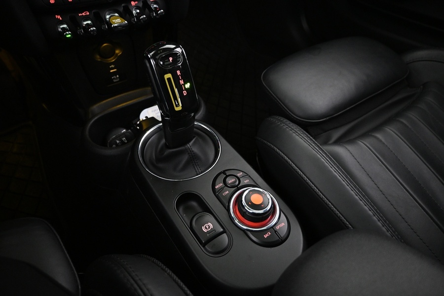 Mini Cooper vaihtoauto