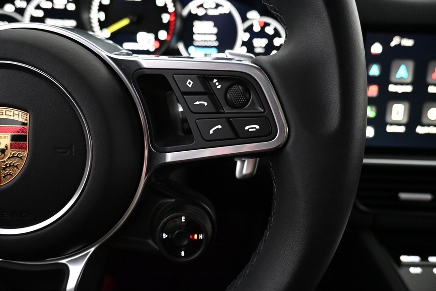 Porsche Cayenne vaihtoauto